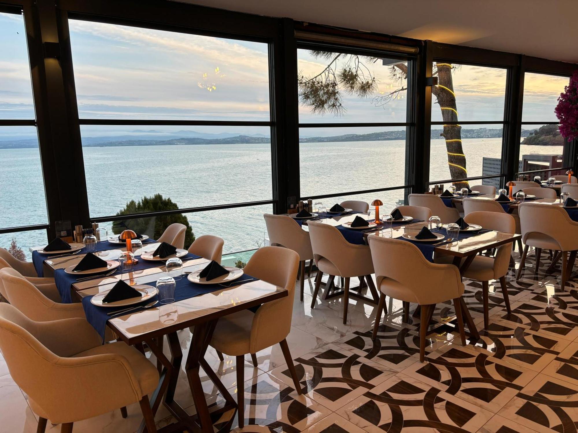 Vira Otel Suites Sinop Ngoại thất bức ảnh